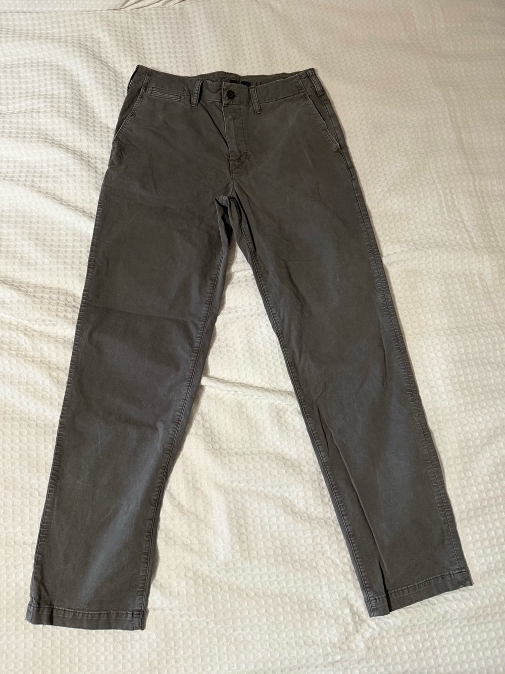 American Eagle Outfitters Men's Charcoal Relaxed Straight Lived-In Khakis